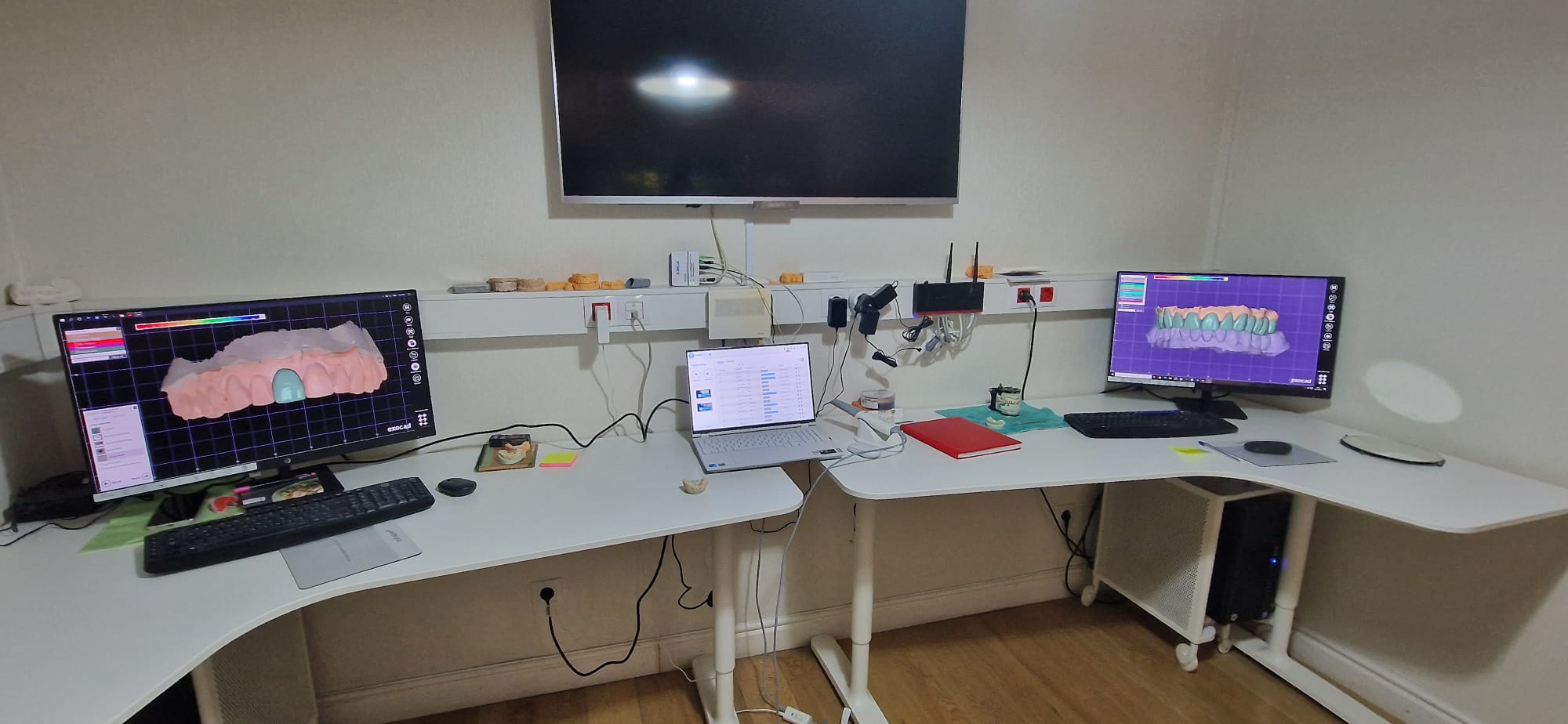 Laborator Dentar 